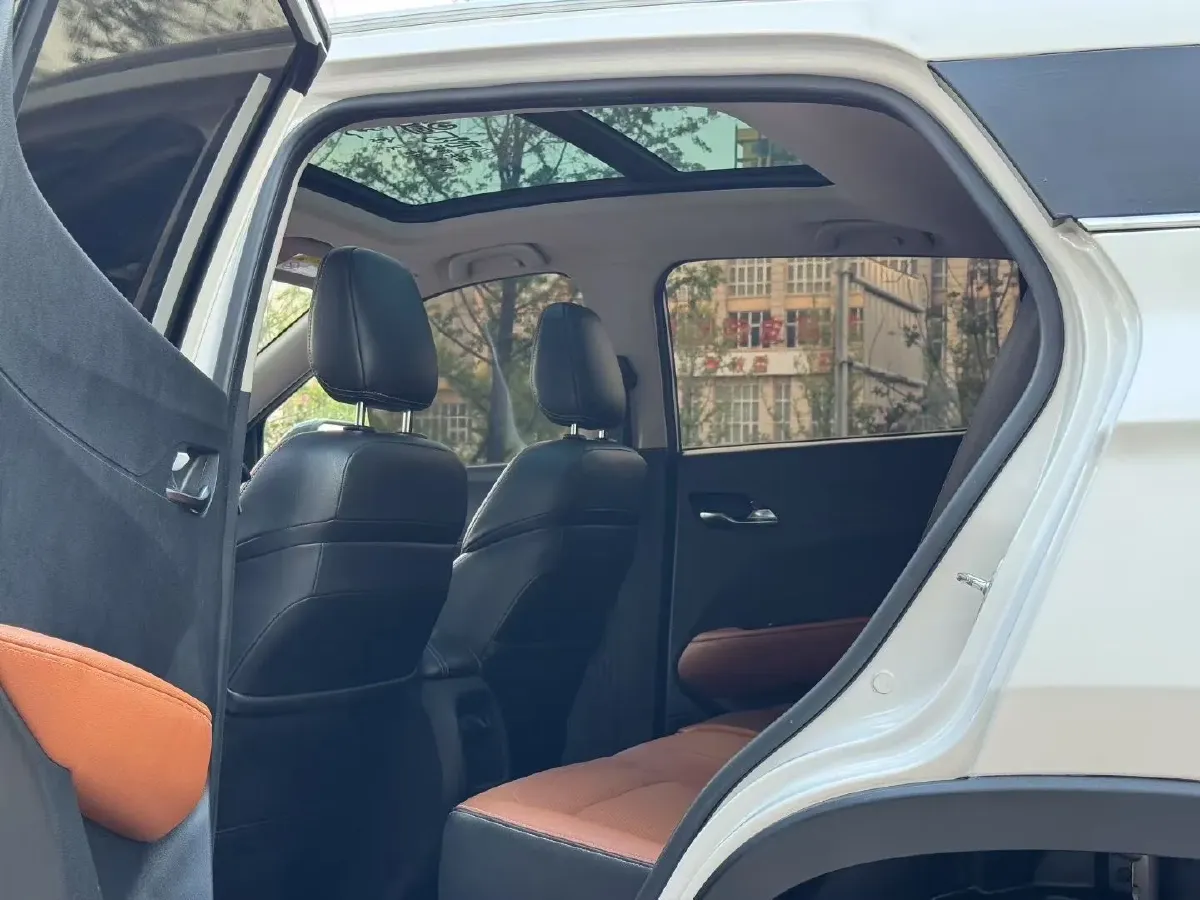 2019 Bestune X40 1.6L 114HP L4 5MT,autocango,china used car exporter,china ev exporter,chinese used car exporter,chinese used ev exporter