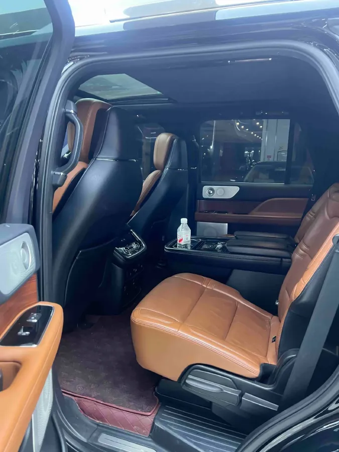 2020 Lincoln Navigator 3.5T 388HP V6 10AT,autocango,china used car exporter,china ev exporter,chinese used car exporter,chinese used ev exporter