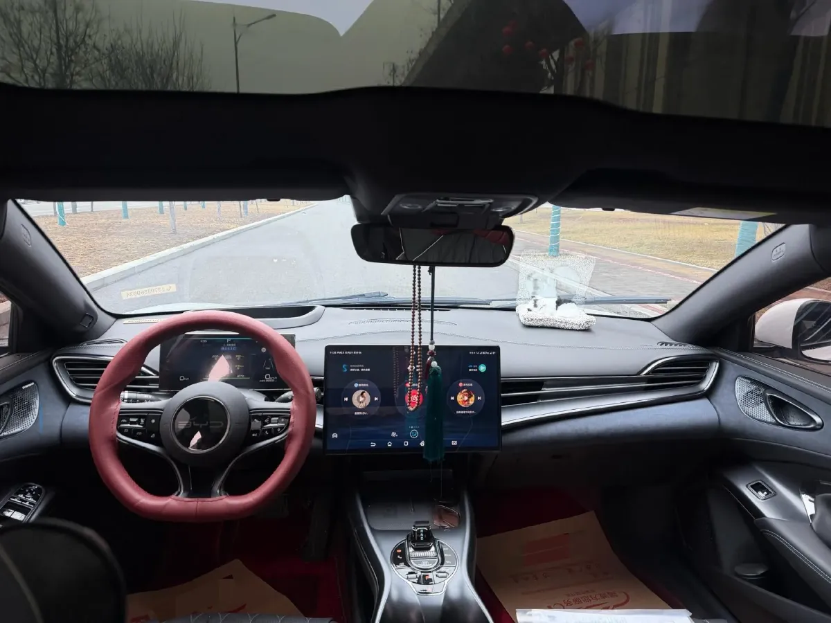 2022 AITO AITO M5 Range Extended 125HP REEV 40KWH,autocango,china used car exporter,china ev exporter,chinese used car exporter,chinese used ev exporter