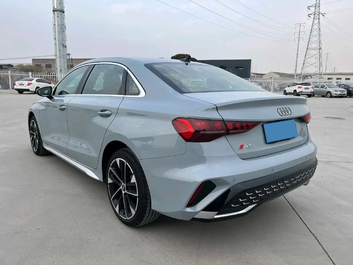 2025 Audi A3 1.5T 160HP L4 7DCT,autocango,china used car exporter,china ev exporter,chinese used car exporter,chinese used ev exporter