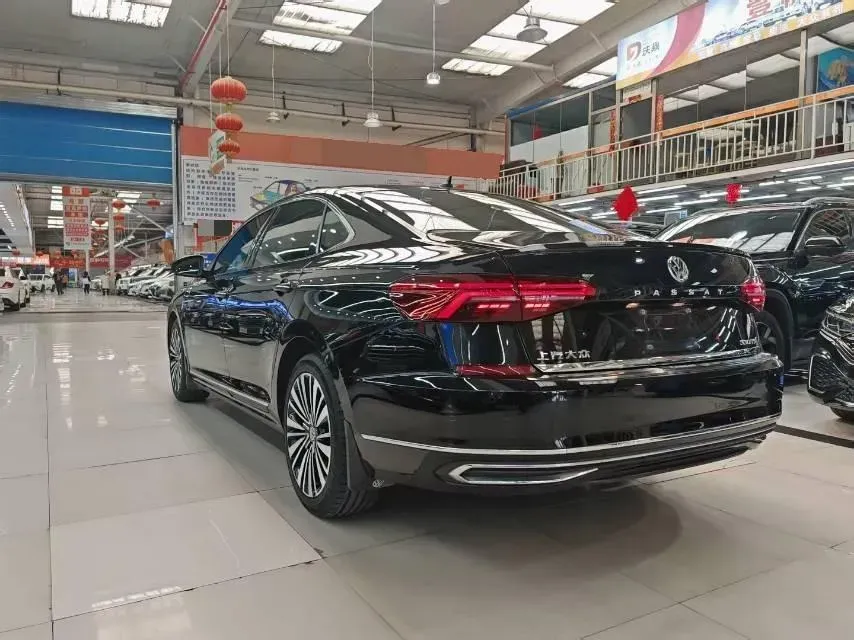 2019 Volvo V40 1.5T 152HP L4 6AT,autocango,china used car exporter,china ev exporter,chinese used car exporter,chinese used ev exporter
