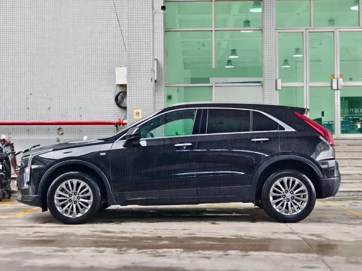 2024 Cadillac XT4 2.0T 237HP L4 9AT,autocango,china used car exporter,china ev exporter,chinese used car exporter,chinese used ev exporter