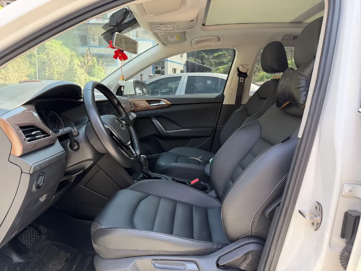 2021 Volkswagen Tharu 1.4T 150HP L4 7DCT,autocango,china used car exporter,china ev exporter,chinese used car exporter,chinese used ev exporter