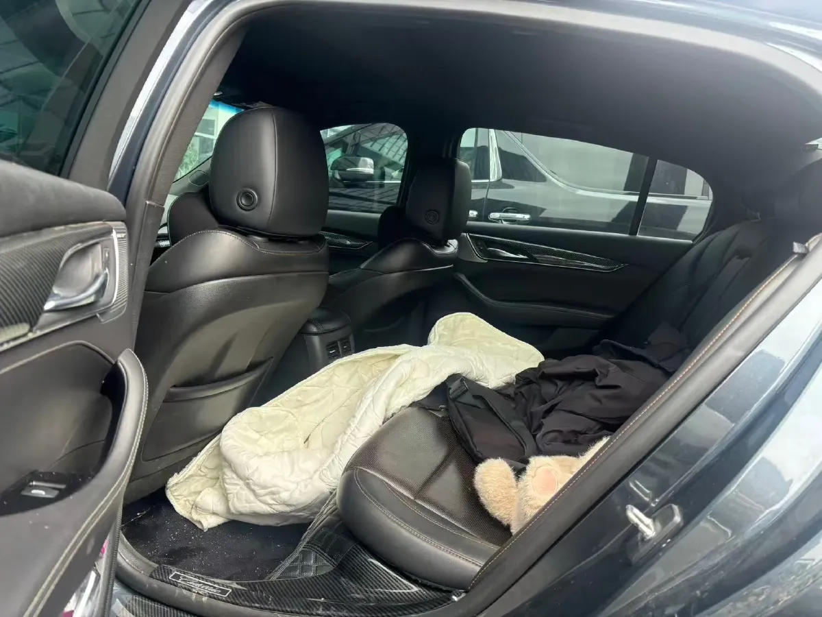 2021 Cadillac CT5 2.0T 237HP L4 10AT,autocango,china used car exporter,china ev exporter,chinese used car exporter,chinese used ev exporter