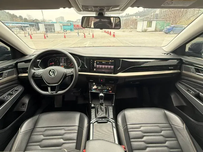 2020 Volkswagen Passat 1.4T 150HP L4 7DCT,autocango,china used car exporter,china ev exporter,chinese used car exporter,chinese used ev exporter