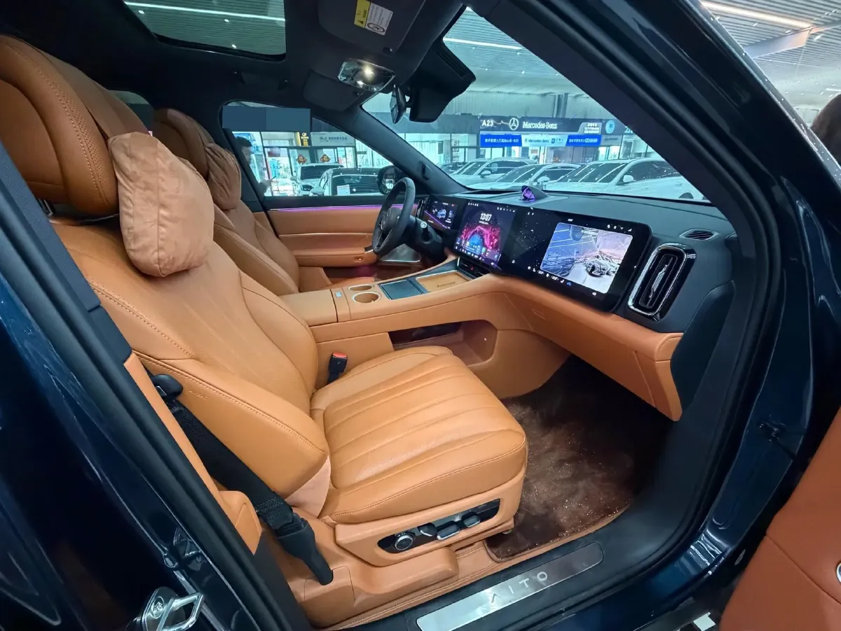 2025 AITO AITO M8 BEV,autocango,china used car exporter,china ev exporter,chinese used car exporter,chinese used ev exporter