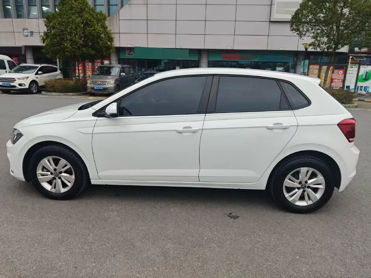 2023 Volkswagen Polo 1.5L 110HP L4 6AT,autocango,china used car exporter,china ev exporter,chinese used car exporter,chinese used ev exporter