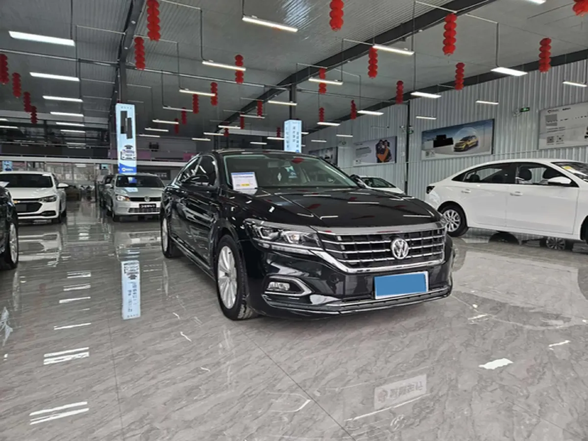 2020 Volkswagen Passat 2.0T 186HP L4 7DCT,autocango,china used car exporter,china ev exporter,chinese used car exporter,chinese used ev exporter