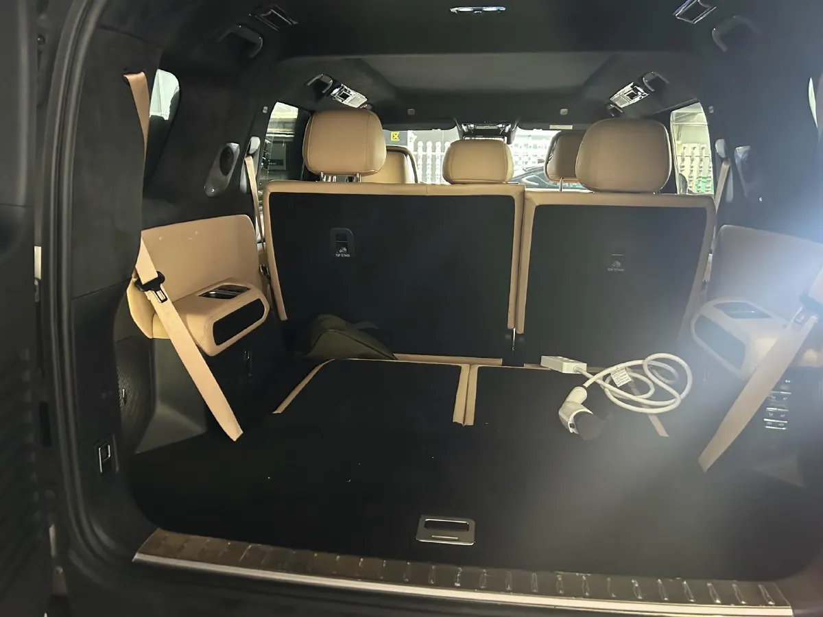 2025 FangChengBao Bao 8 2.0T 245HP L4 E-CVT PHEV 36.8KWH,autocango,china used car exporter,china ev exporter,chinese used car exporter,chinese used ev exporter