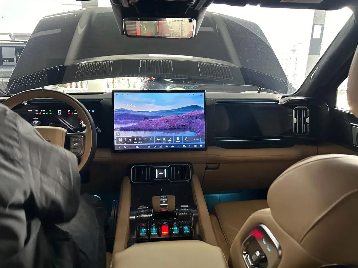 2025 FangChengBao Bao 8 2.0T 245HP L4 E-CVT PHEV 36.8KWH,autocango,china used car exporter,china ev exporter,chinese used car exporter,chinese used ev exporter