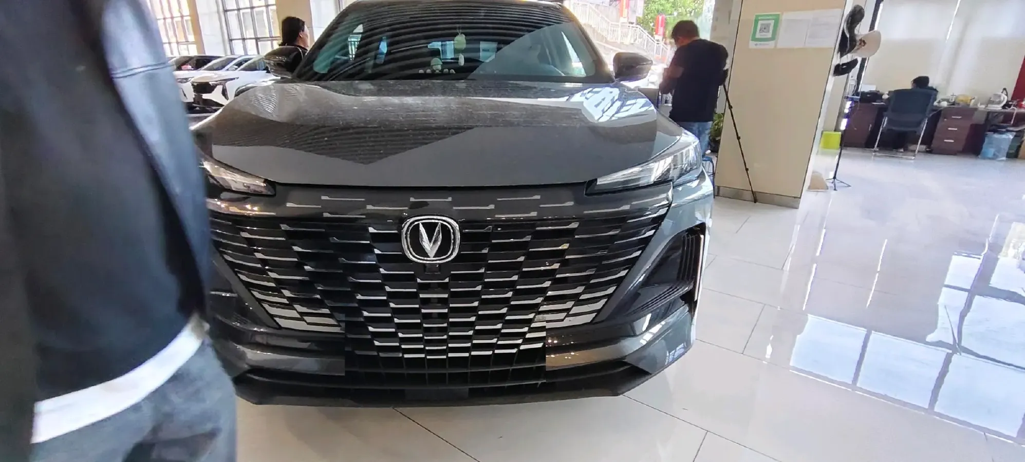 2022 ChangAn UNI-V 1.5T 188HP L4 7DCT,autocango,china used car exporter,china ev exporter,chinese used car exporter,chinese used ev exporter