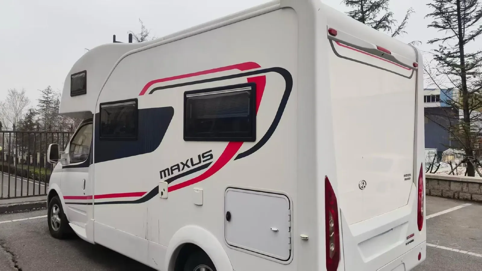 2013 MAXUS XinTu V80 2.5T 136HP L4 5MT,autocango,china used car exporter,china ev exporter,chinese used car exporter,chinese used ev exporter