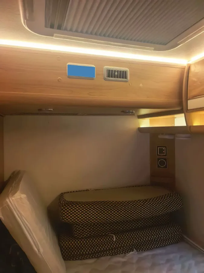 2013 MAXUS XinTu V80 2.5T 136HP L4 5MT,autocango,china used car exporter,china ev exporter,chinese used car exporter,chinese used ev exporter