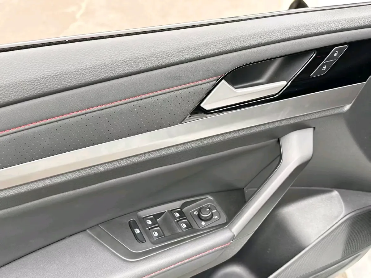 2023 Volkswagen Lavida 1.5T 160HP L4 7DCT,autocango,china used car exporter,china ev exporter,chinese used car exporter,chinese used ev exporter