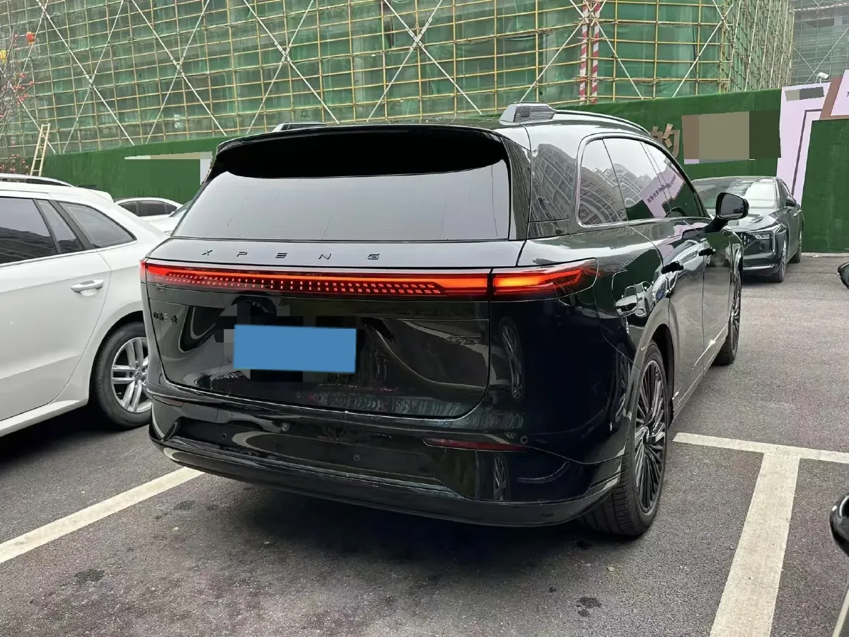 2025 Xpeng G9 BEV 79KWH,autocango,china used car exporter,china ev exporter,chinese used car exporter,chinese used ev exporter