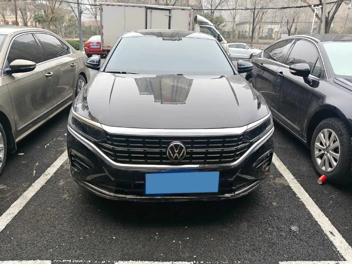 2023 Volkswagen Passat 2.0T 186HP L4 7DCT,autocango,china used car exporter,china ev exporter,chinese used car exporter,chinese used ev exporter