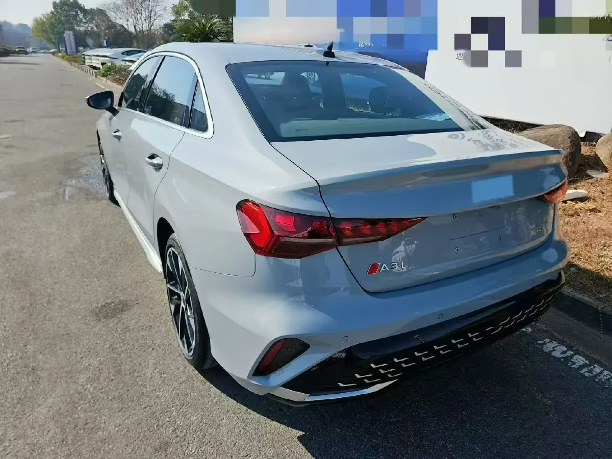 2025 Audi A3 1.5T 160HP L4 7DCT,autocango,china used car exporter,china ev exporter,chinese used car exporter,chinese used ev exporter