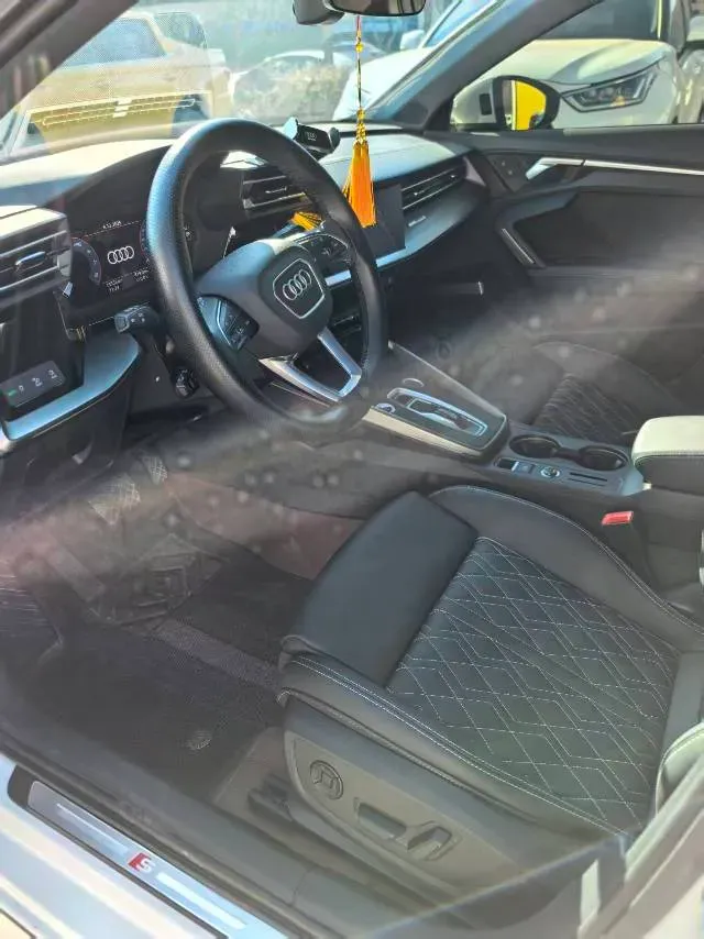 2025 Audi A3 1.5T 160HP L4 7DCT,autocango,china used car exporter,china ev exporter,chinese used car exporter,chinese used ev exporter