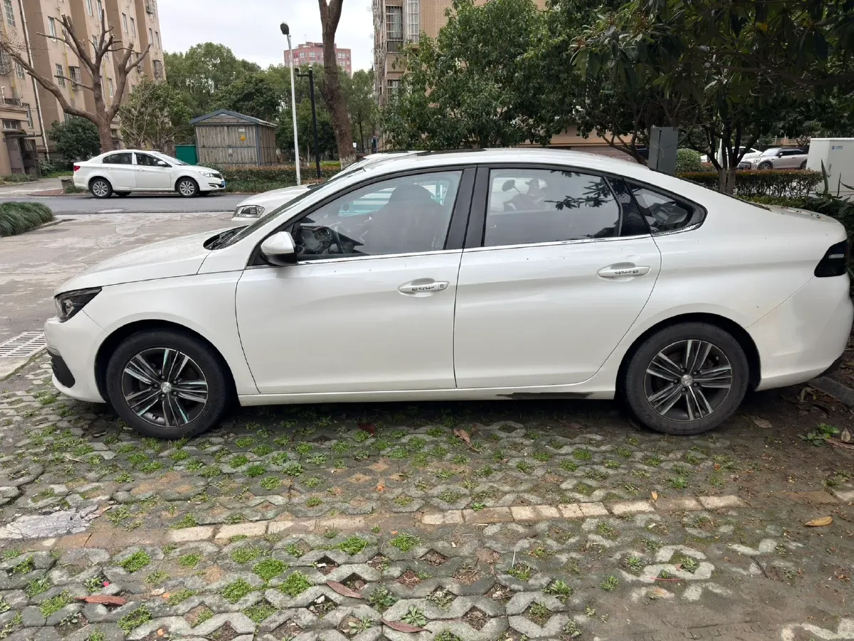 2018 Peugeot 308 1.6L 117HP L4 6AT,autocango,china used car exporter,china ev exporter,chinese used car exporter,chinese used ev exporter
