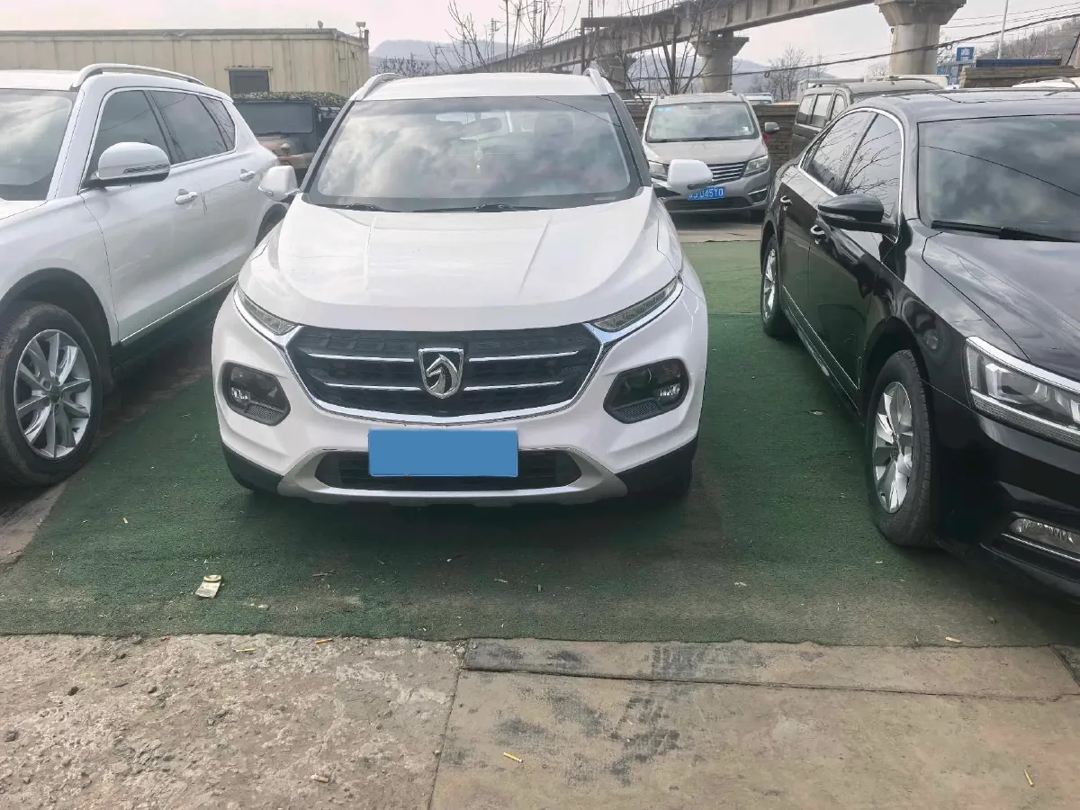 2018 BaoJun 510 1.5L 112HP L4 5AMT,autocango,china used car exporter,china ev exporter,chinese used car exporter,chinese used ev exporter
