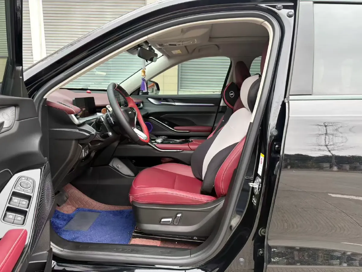 2021 Haval H6 2.0T 211HP L4 7DCT,autocango,china used car exporter,china ev exporter,chinese used car exporter,chinese used ev exporter