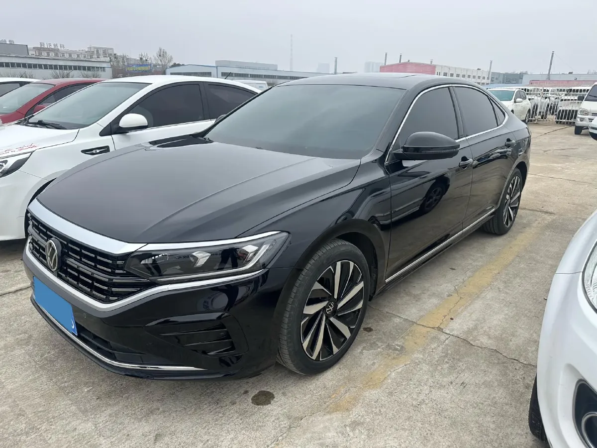 2023 Volkswagen Passat 2.0T 186HP L4 7DCT,autocango,china used car exporter,china ev exporter,chinese used car exporter,chinese used ev exporter