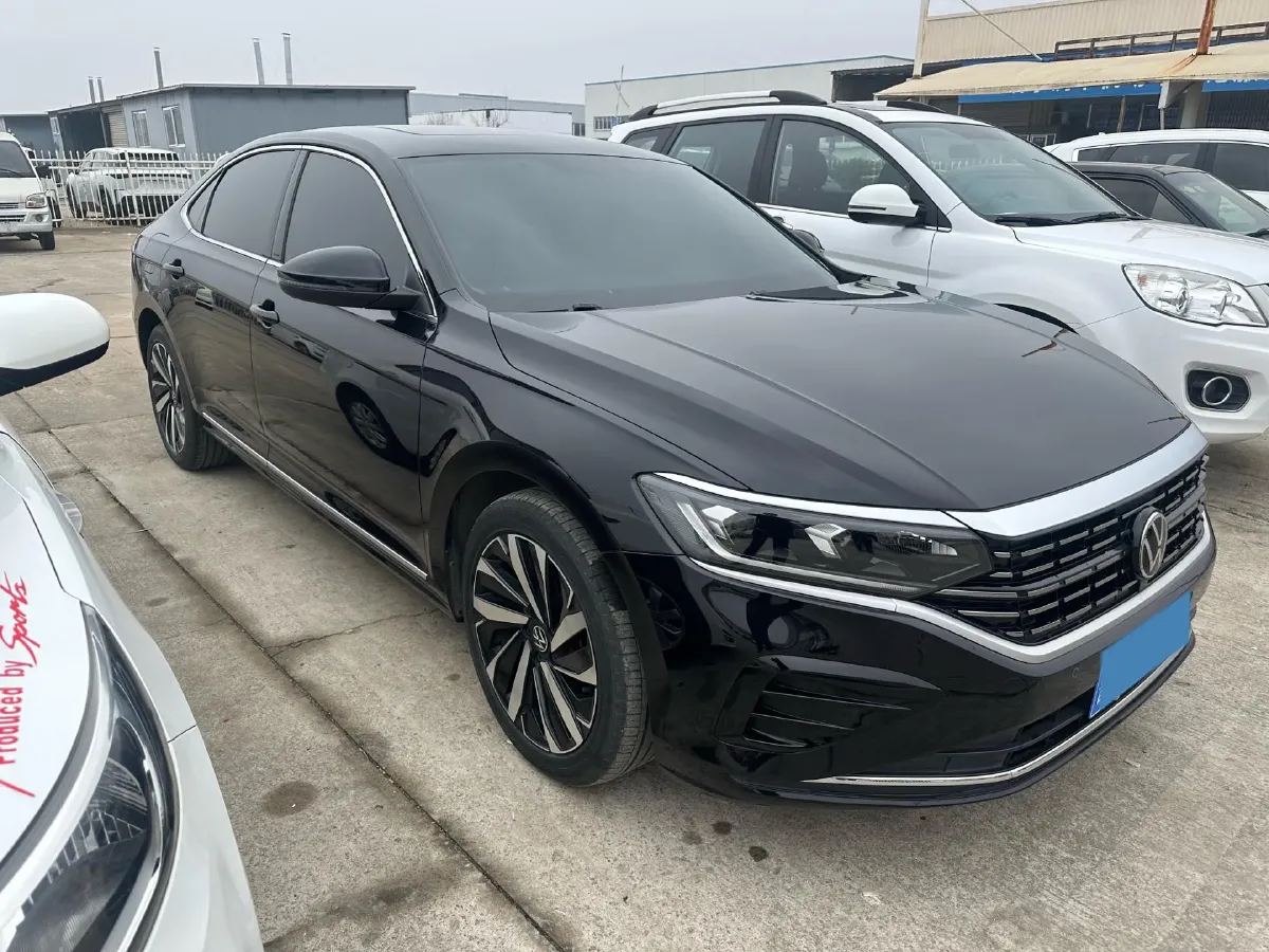 2023 Volkswagen Passat 2.0T 186HP L4 7DCT,autocango,china used car exporter,china ev exporter,chinese used car exporter,chinese used ev exporter