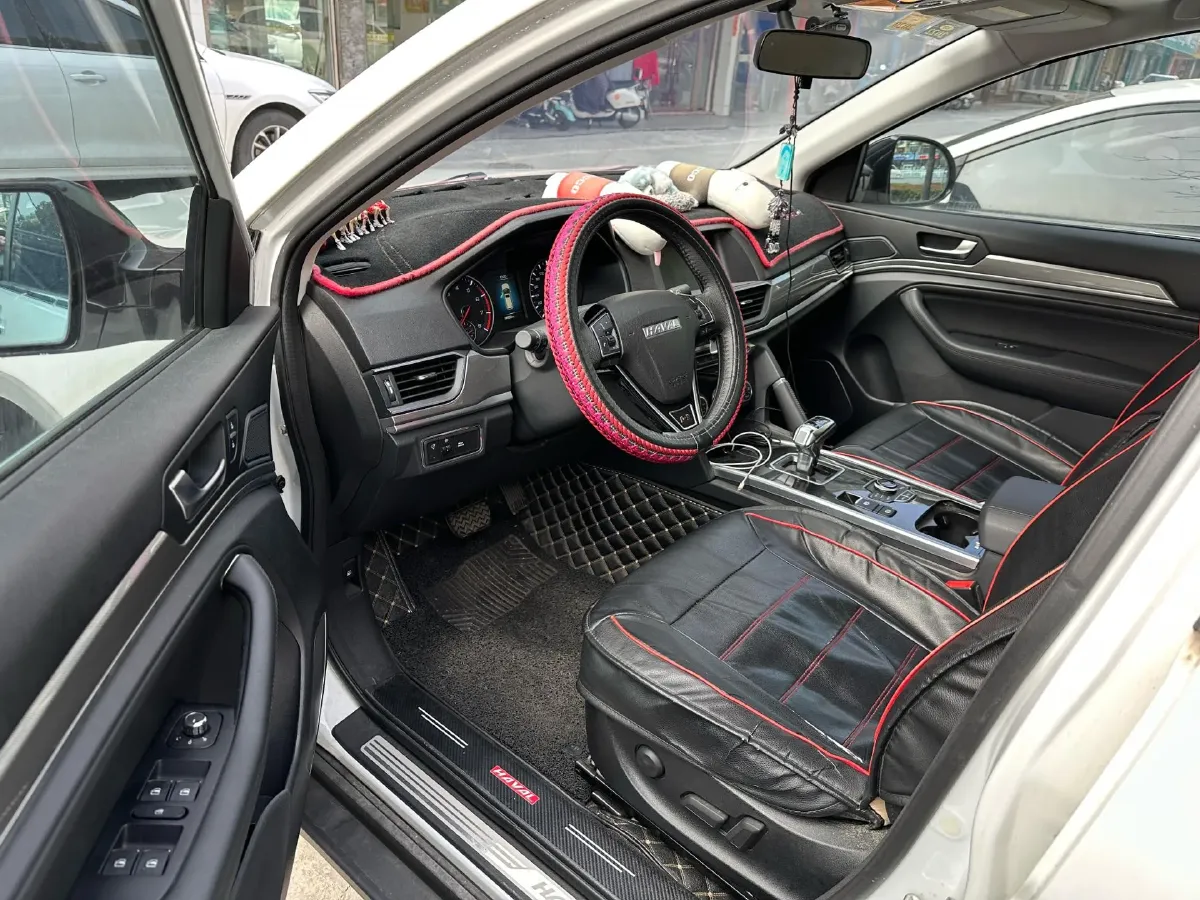 2018 Haval H6 1.5T 150HP L4 7DCT,autocango,china used car exporter,china ev exporter,chinese used car exporter,chinese used ev exporter