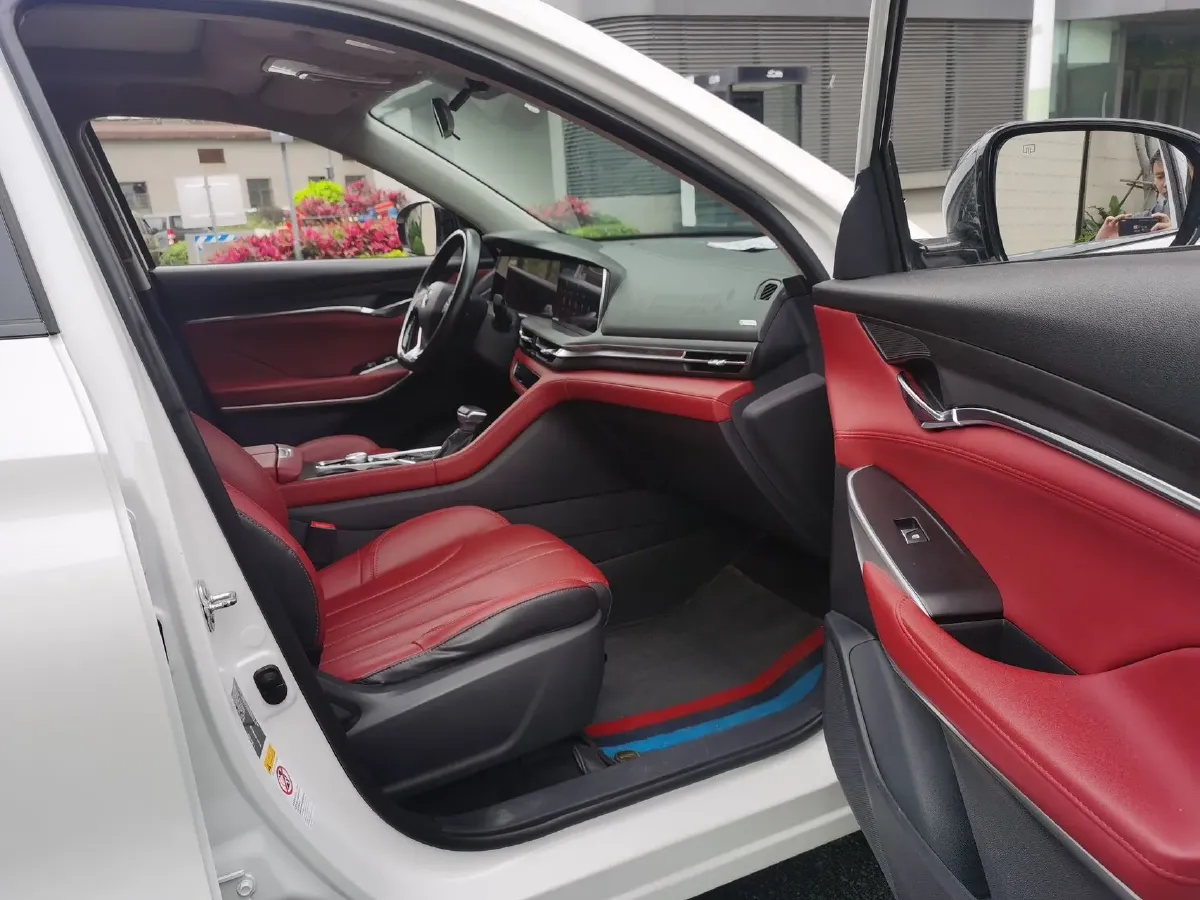 2020 ChangAn CS75 Plus 1.5T 178HP L4 6AT,autocango,china used car exporter,china ev exporter,chinese used car exporter,chinese used ev exporter