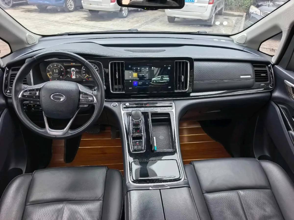 2021 GAC Trumpchi M8 2.0T 252HP L4 8AT,autocango,china used car exporter,china ev exporter,chinese used car exporter,chinese used ev exporter