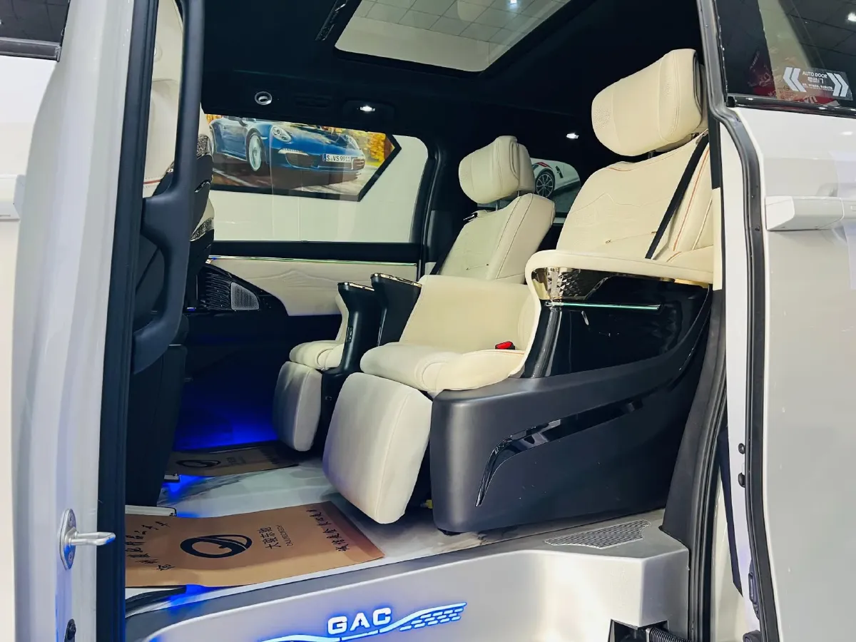 2024 GAC Trumpchi M8 2.0T 252HP L4 8AT,autocango,china used car exporter,china ev exporter,chinese used car exporter,chinese used ev exporter