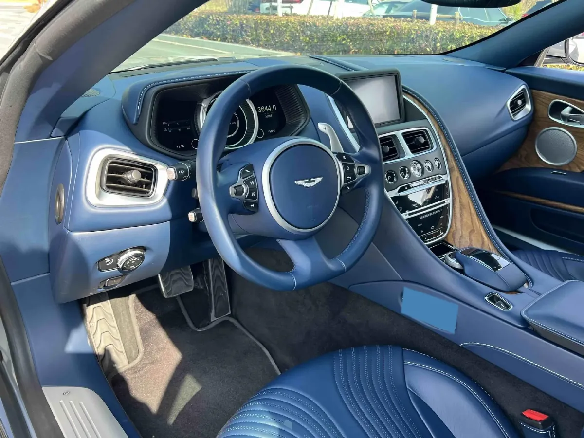2019 Aston Martin DB11 4.0T 510HP V8 8AT,autocango,china used car exporter,china ev exporter,chinese used car exporter,chinese used ev exporter