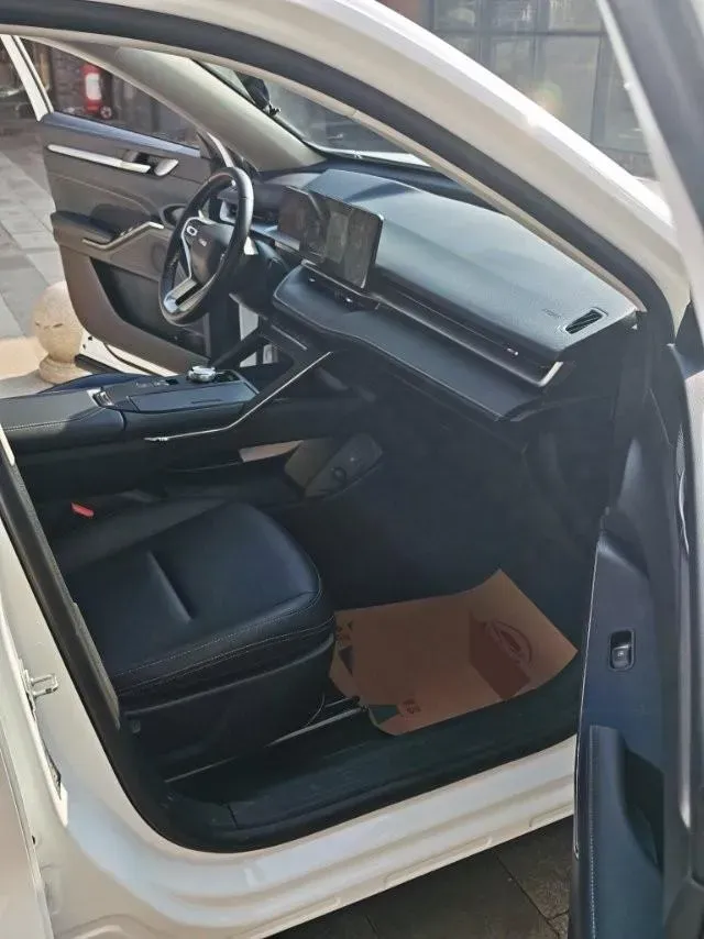 2023 Haval H6 1.5T 154HP L4 2DHT PHEV 9.4KWH,autocango,china used car exporter,china ev exporter,chinese used car exporter,chinese used ev exporter