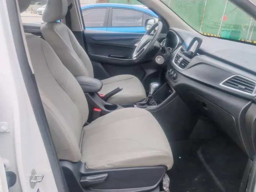 2021 BaoJun 730 1.5T 147HP L4 CVT,autocango,china used car exporter,china ev exporter,chinese used car exporter,chinese used ev exporter