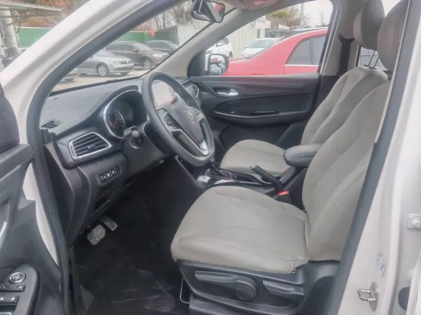 2021 BaoJun 730 1.5T 147HP L4 CVT,autocango,china used car exporter,china ev exporter,chinese used car exporter,chinese used ev exporter