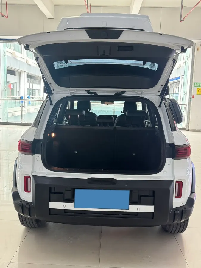 2025 Geely Cowboy 1.5T 181HP L4 7DCT,autocango,china used car exporter,china ev exporter,chinese used car exporter,chinese used ev exporter