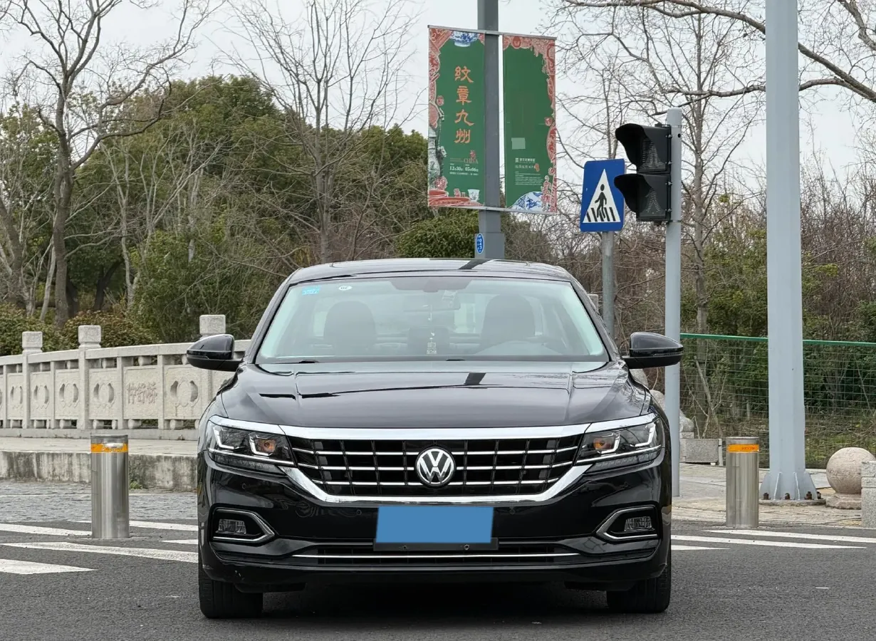 2019 Skoda Kodiak 2.0T 186HP L4 7DCT,autocango,china used car exporter,china ev exporter,chinese used car exporter,chinese used ev exporter