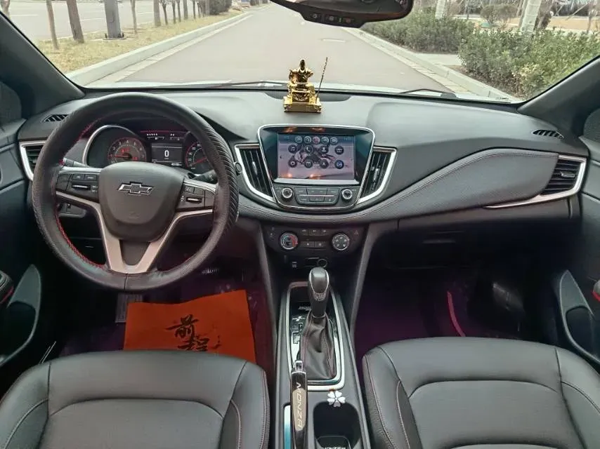 2019 Chevrolet Monza 1.3T 163HP L3 6AT,autocango,china used car exporter,china ev exporter,chinese used car exporter,chinese used ev exporter