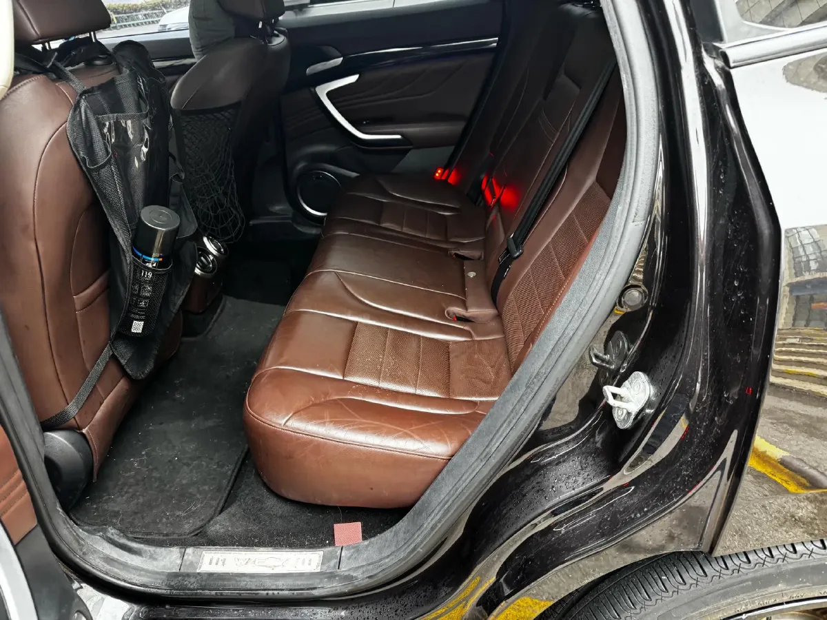 2017 WEY VV7 2.0T 234HP L4 7DCT,autocango,china used car exporter,china ev exporter,chinese used car exporter,chinese used ev exporter