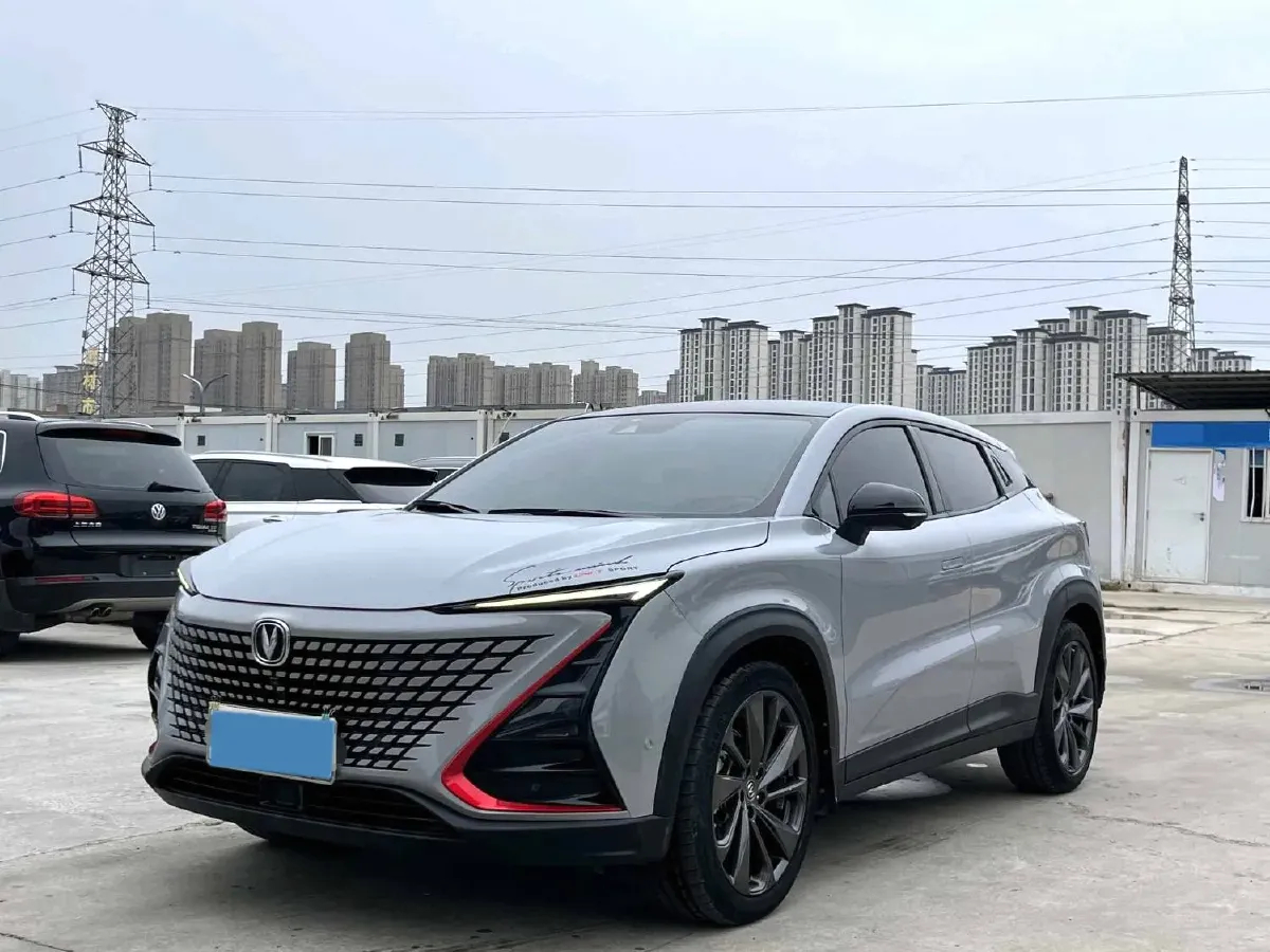 2020 ChangAn UNI-T 1.5T 180HP L4 7DCT,autocango,china used car exporter,china ev exporter,chinese used car exporter,chinese used ev exporter