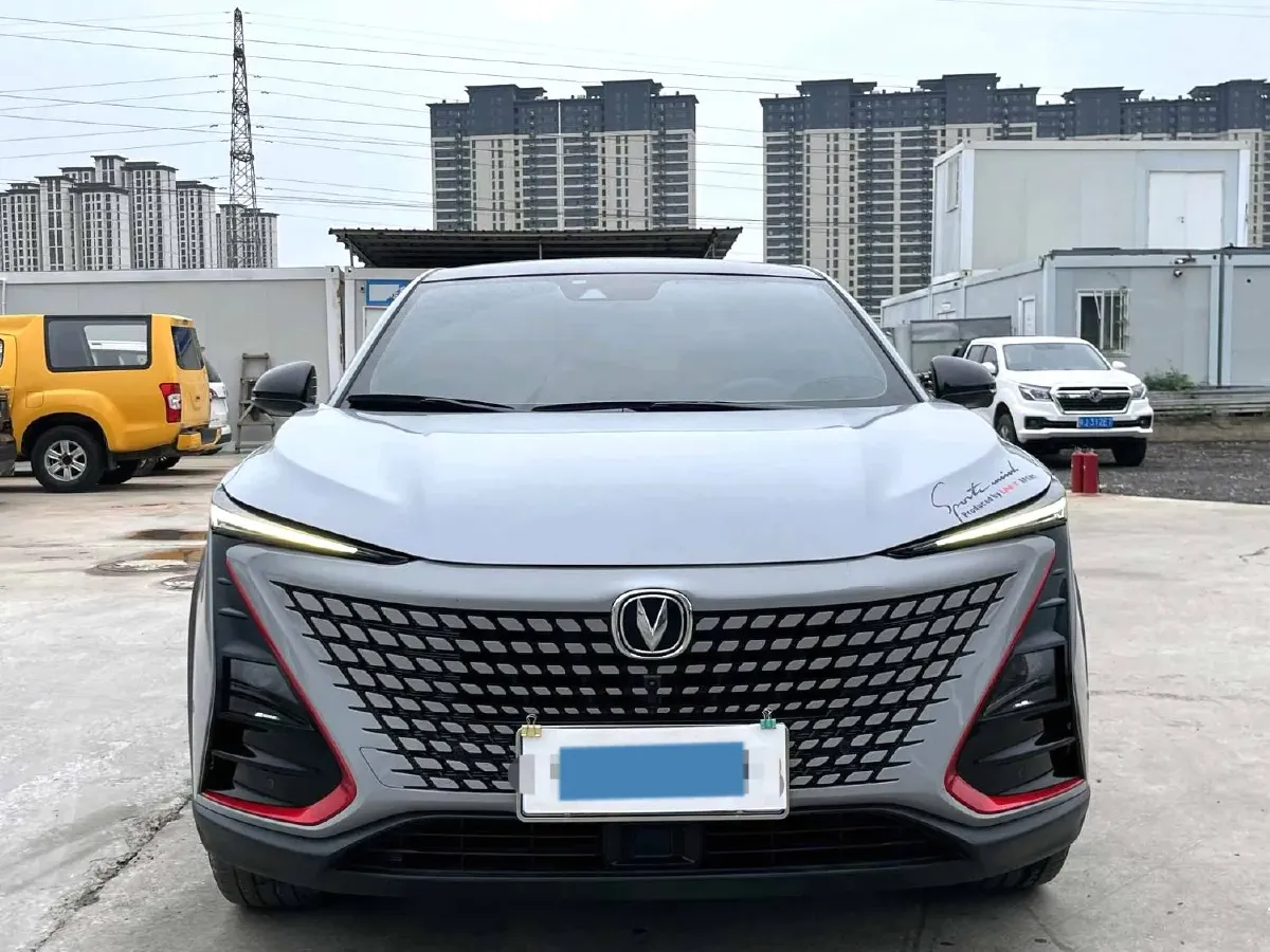 2020 ChangAn UNI-T 1.5T 180HP L4 7DCT,autocango,china used car exporter,china ev exporter,chinese used car exporter,chinese used ev exporter