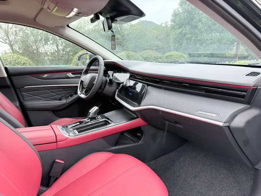 2021 DongFeng Aeolus YiXuan MAX 1.5T 190HP L4 7DCT,autocango,china used car exporter,china ev exporter,chinese used car exporter,chinese used ev exporter