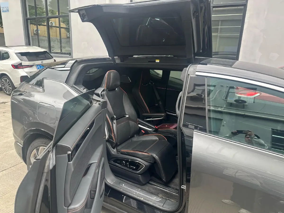 2021 HiPhi X BEV 97KWH,autocango,china used car exporter,china ev exporter,chinese used car exporter,chinese used ev exporter