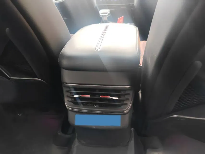 2023 HongQi HS3 1.5T 169HP L4 7DCT,autocango,china used car exporter,china ev exporter,chinese used car exporter,chinese used ev exporter