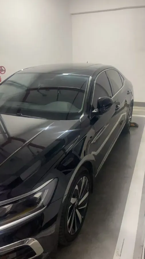 2023 Volkswagen Passat 2.0T 186HP L4 7DCT,autocango,china used car exporter,china ev exporter,chinese used car exporter,chinese used ev exporter