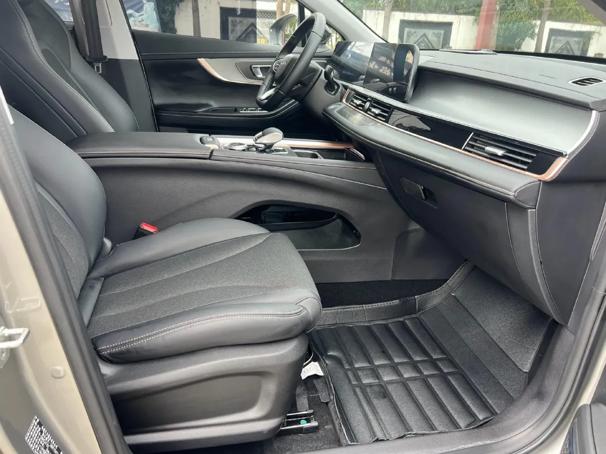 2025 Chery Tiggo 5x 1.5T 156HP L4 CVT,autocango,china used car exporter,china ev exporter,chinese used car exporter,chinese used ev exporter