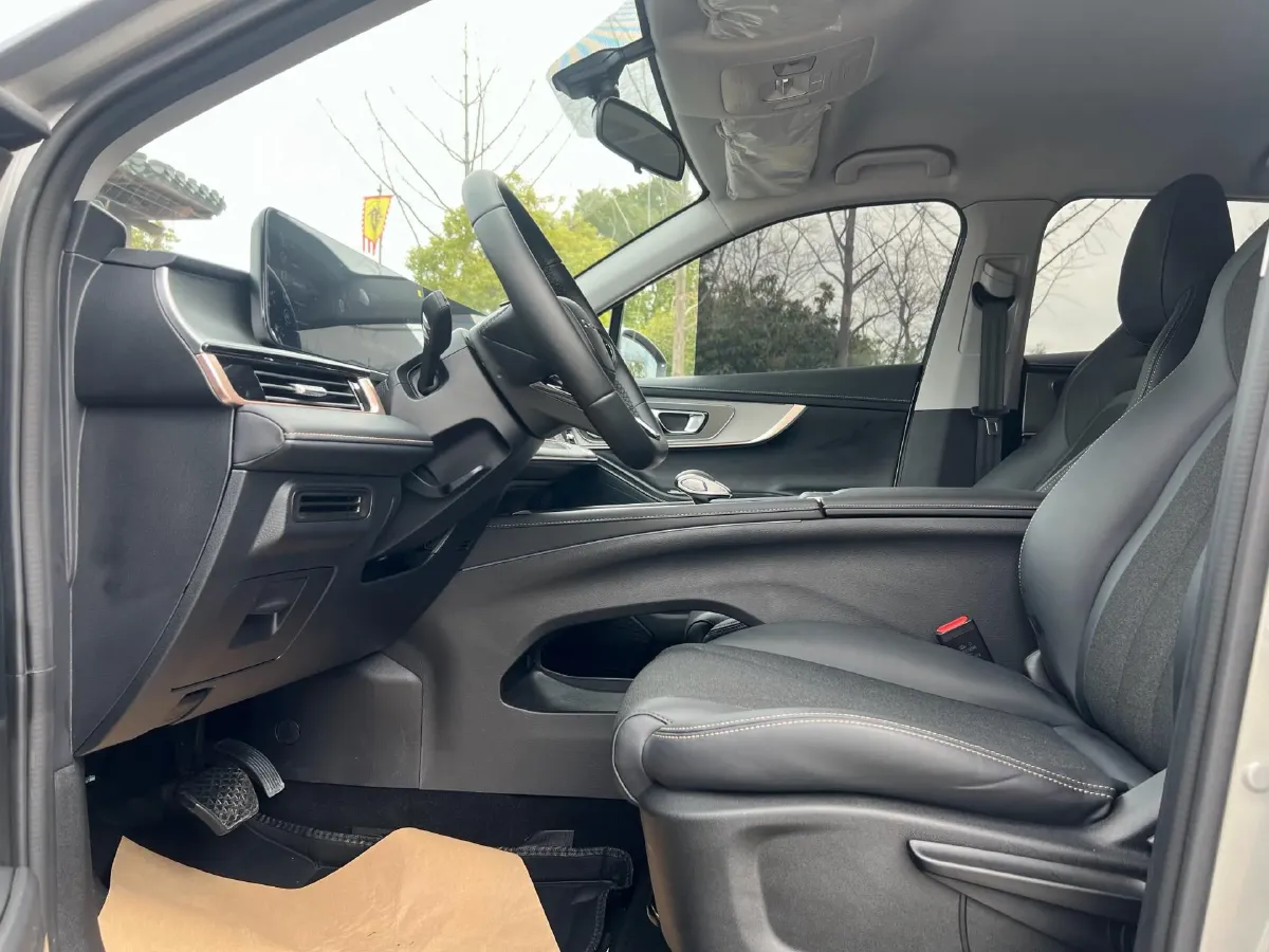 2025 Chery Tiggo 5x 1.5T 156HP L4 CVT,autocango,china used car exporter,china ev exporter,chinese used car exporter,chinese used ev exporter