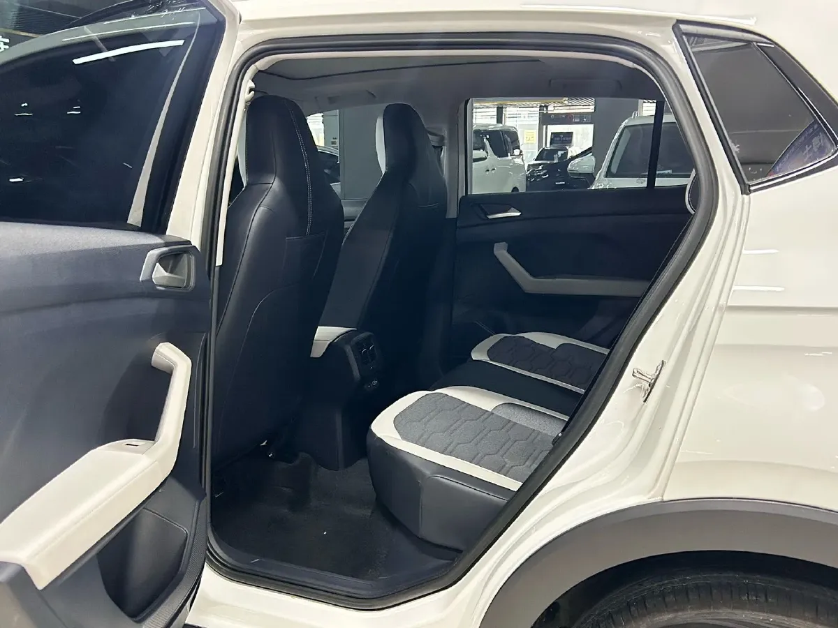 2025 Volkswagen Tharu 1.5L 110HP L4 6AT,autocango,china used car exporter,china ev exporter,chinese used car exporter,chinese used ev exporter