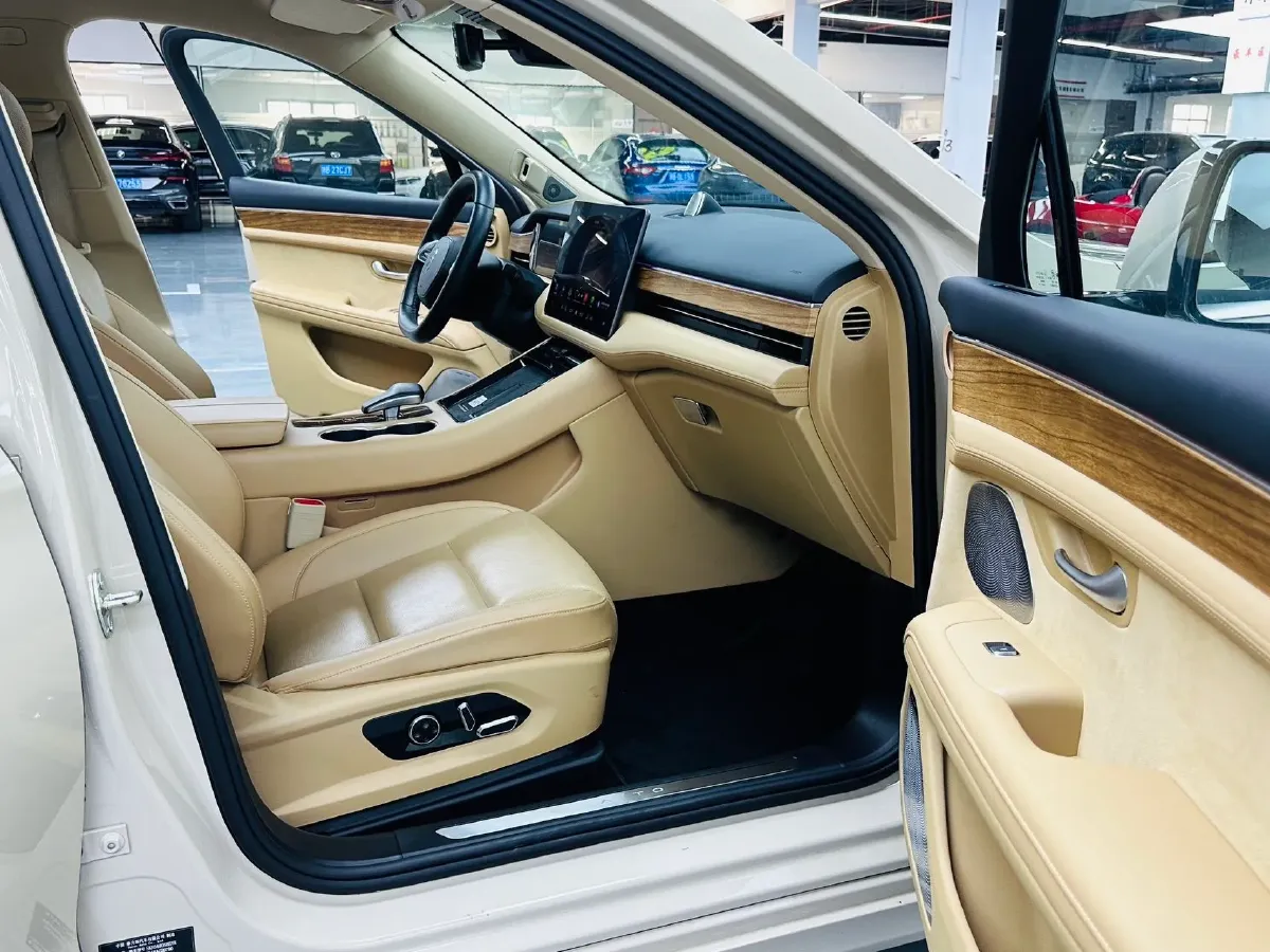 2022 Lincoln Corsair 2.0T 245HP L4 8AT,autocango,china used car exporter,china ev exporter,chinese used car exporter,chinese used ev exporter