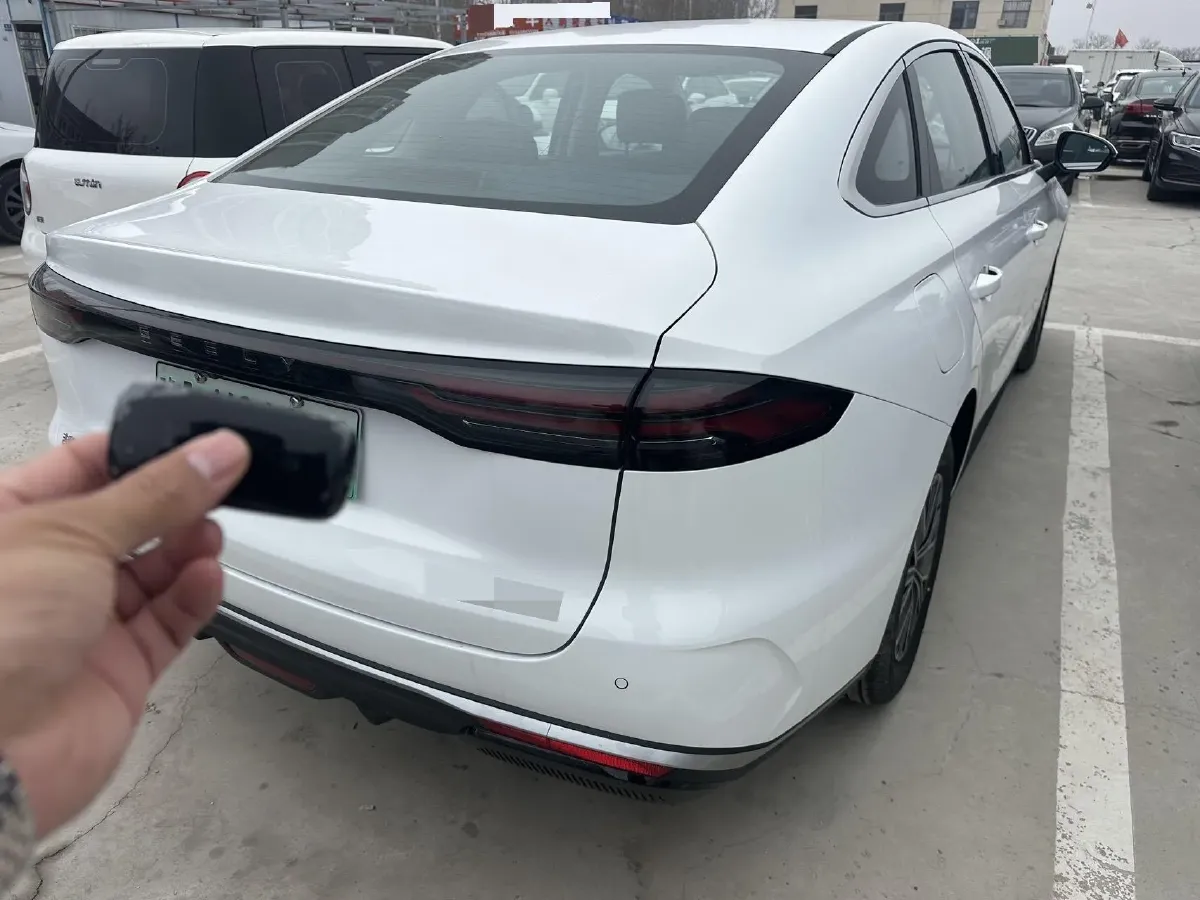 2025 ChangAn KuaYue KuaYueXing V5 EV BEV 41.86KWH,autocango,china used car exporter,china ev exporter,chinese used car exporter,chinese used ev exporter